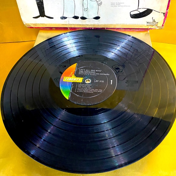 ALVIN LET’S ALL SING WITH THE CHIPMUNKS VTG 1961 VINYL RECORD LP LIBERTY RECORDS - Picture 9 of 16